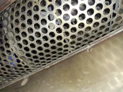 ROTATING SCREEN