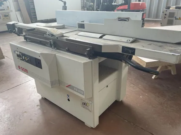 R9-01-1047 Pialla a Filo e spessore SCM FS410