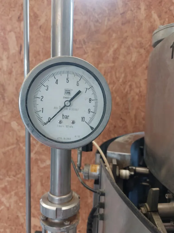 R87 Riempitrice isobarica Vir Mauri MUTINA 16 usata