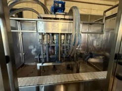 R80 Riempitrice lineare usata – 3000bph