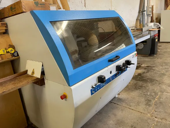 R7-009-1004 Scorniciatrice Futura