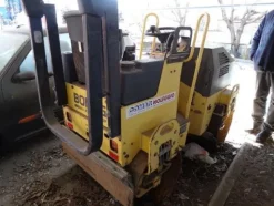 1#5442 Rullo tandem Bomag