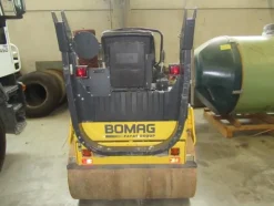 9#3444 Rullo tandem vibrante Bomag