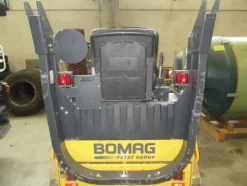 9#3444 Rullo tandem vibrante Bomag