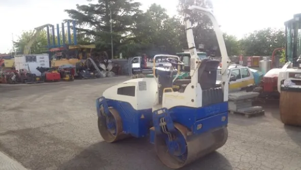 20#7214 Rullo vibrante Bomag