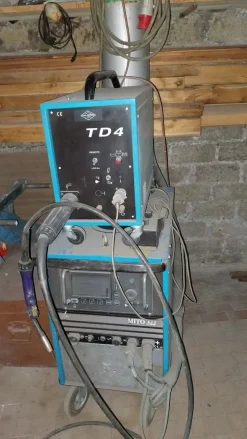 Saldatrice a Filo MITO 322 TD4 con Carrello