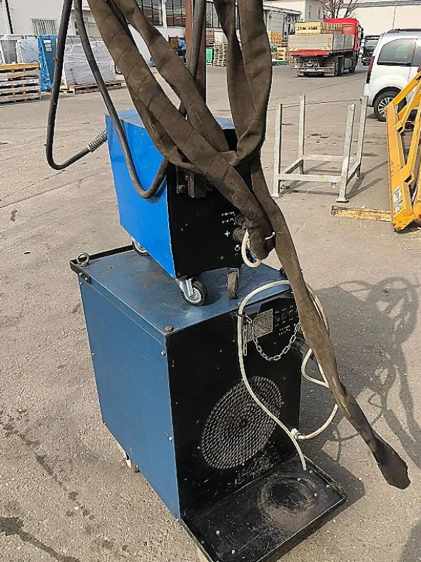Saldatrice a filo Valfo MIG 400