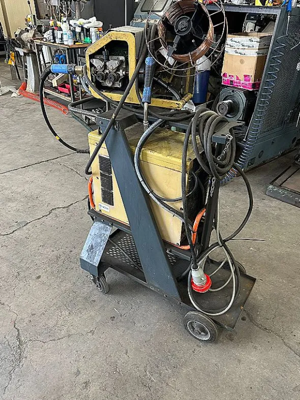 Saldatrice Hitachi inverter 350 CXP2