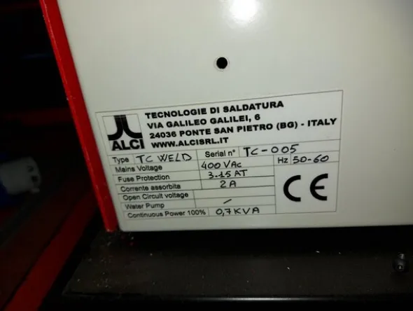 1#5598 Saldatrici al plasma e oscilloscopio