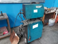 5#8095 Saldatrici e piccoli macchinari per lavorazioni metalliche