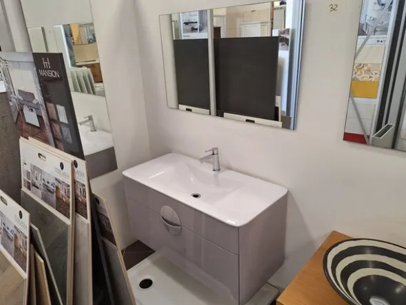2#8439 Sanitari e accessori bagno