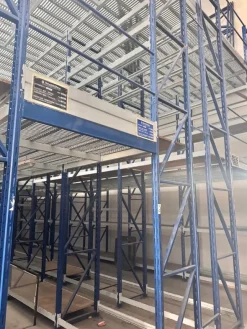 Scaffalatura a ripiano