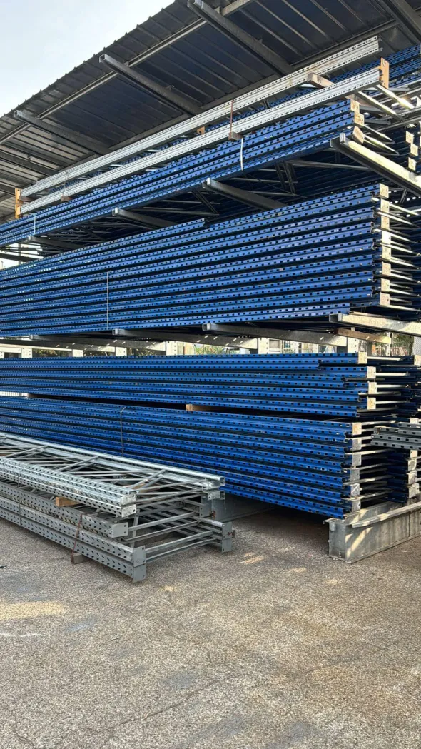 Scaffalatura componibile Napoli