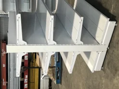 Scaffalatura da negozio usata Napoli