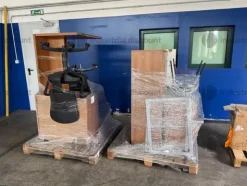 1#10076 Scaffalatura e arredi da ufficio