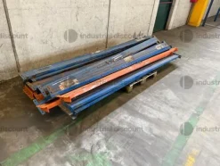 1#10076 Scaffalatura e arredi da ufficio