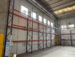 1#10076 Scaffalatura e arredi da ufficio