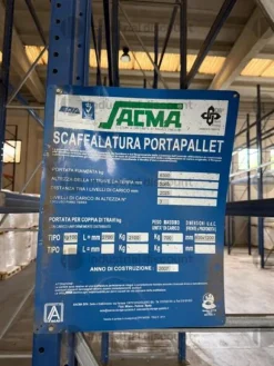1#10076 Scaffalatura e arredi da ufficio