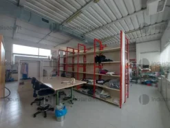 2#8960 Scaffalatura ed arredo