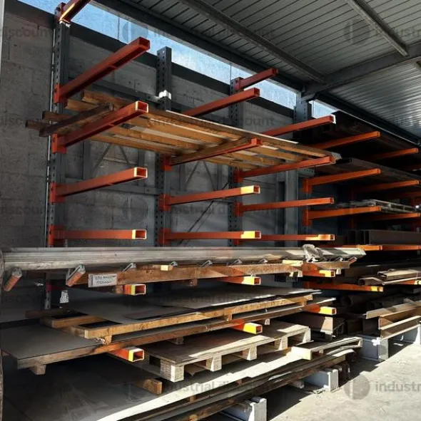 17#9312 Scaffalatura e sistema cantilever