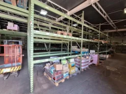 16#9825 Scaffalatura industriale