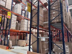 Scaffalatura industriale usata