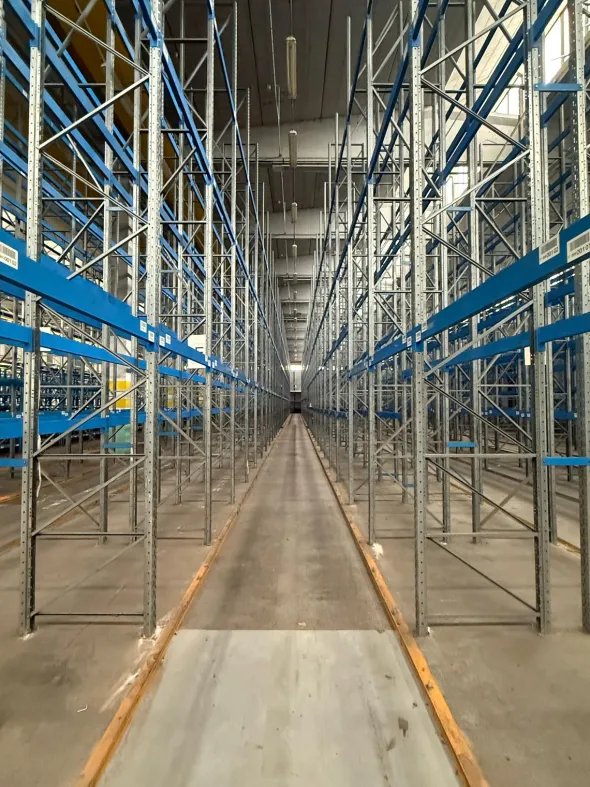 Scaffalatura usata