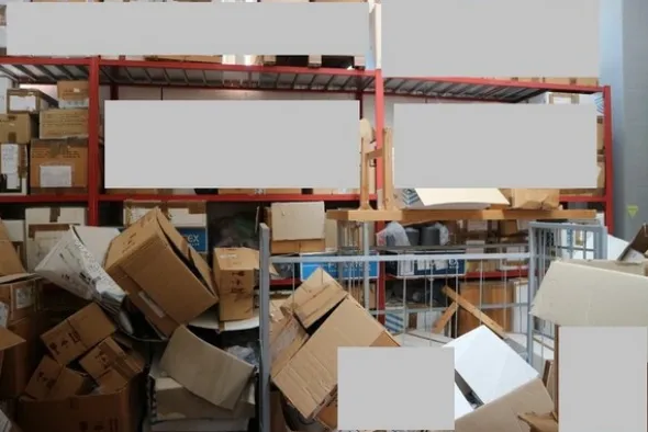 13#7236 Scaffalature e carrelli porta merce
