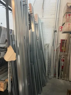 4#8183 Scaffalature e giacenze di magazzino