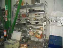 36#5325 Scaffalature e materiale ferroso