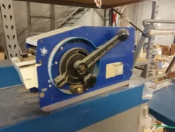 4#6135 Scaffalature e muletto elettrico Still