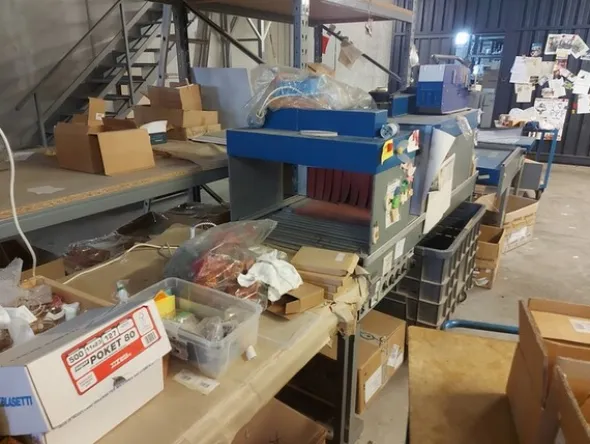 4#6135 Scaffalature e muletto elettrico Still