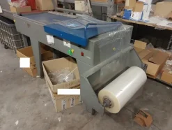 4#6135 Scaffalature e muletto elettrico Still