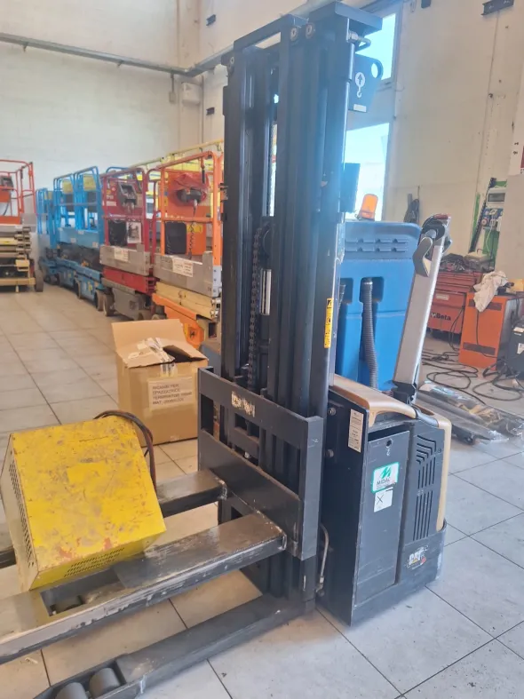 Scaffalature usate