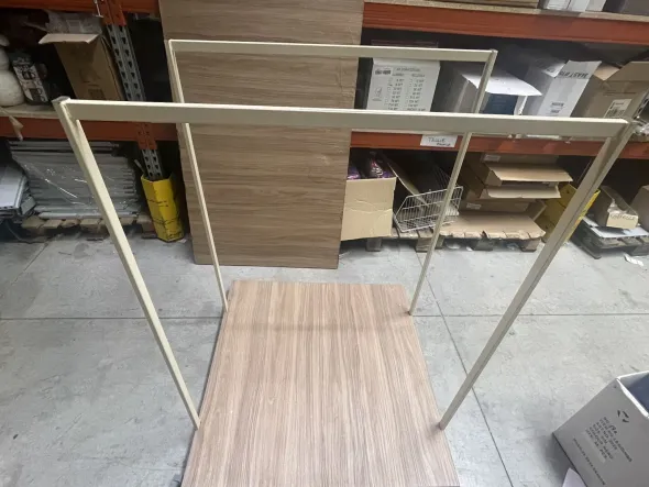 Scaffalature usate per negozio