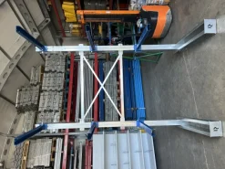 Scaffale Cantilever