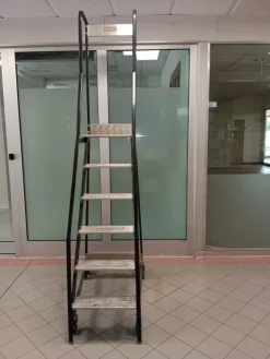 SCALA A PALCHETTO