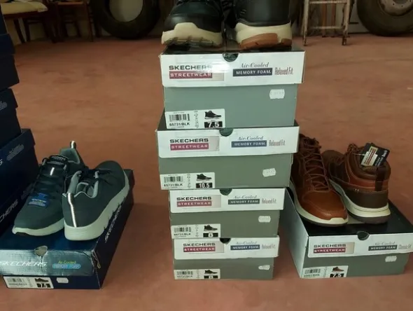 2#5540 Scarpe uomo e donna