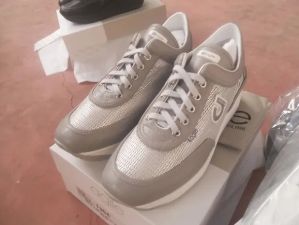 2#5540 Scarpe uomo e donna