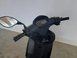 1#7856 Scooter Aprilia