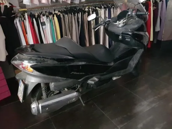 2#2876 Scooter Honda