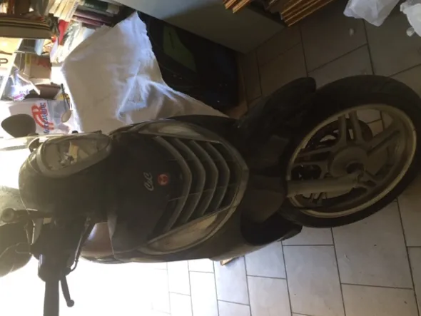 Scooter Malaguti Centro 160 ie cc153 Kw 9