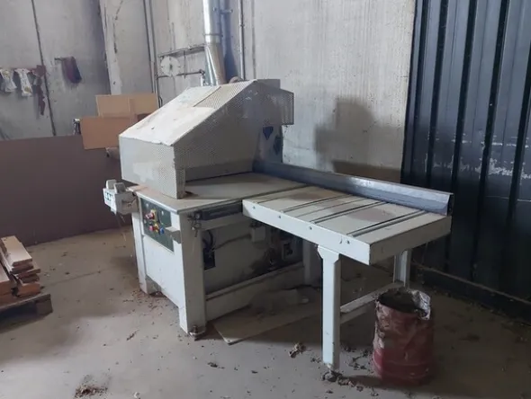 6#6135 Sega Agazzani e Troncatrice STB