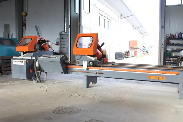 Segatrice a due teste cnc Tekna 145/12