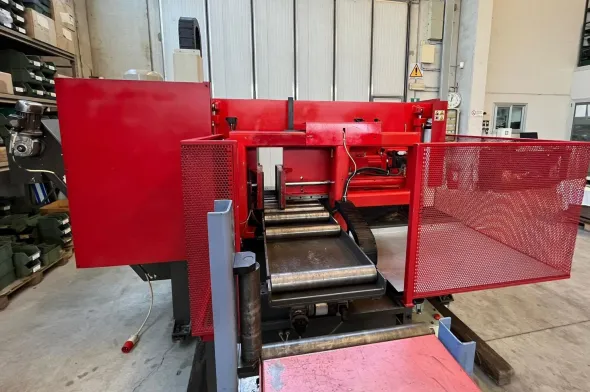 Segatrice a nastro automatica BTM Mod. 400 AF CNC