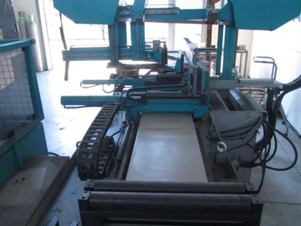 Segatrice a nastro MACO BTR 400 automatica