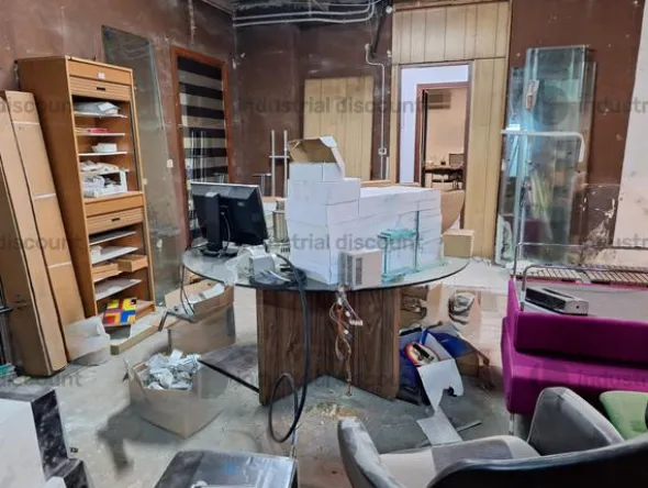 9#9105 Semilavorati, prodotti finiti ed accessori per la lavorazione del vetro