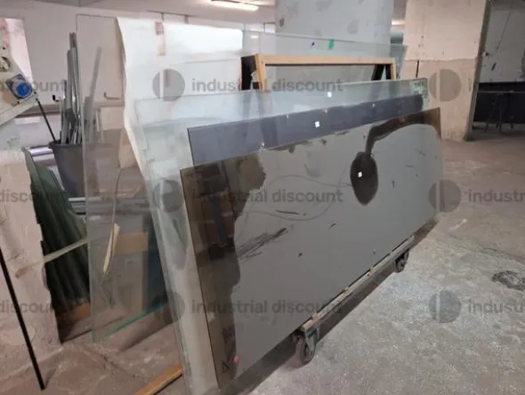 9#9105 Semilavorati, prodotti finiti ed accessori per la lavorazione del vetro