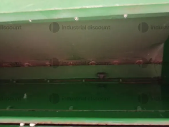 1#9828 Seminatrice John Deere 1590