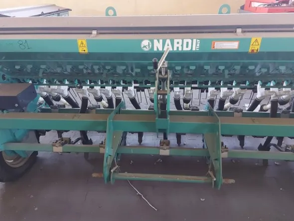 81#7834 Seminatrice Nardi RSC 300 - 21